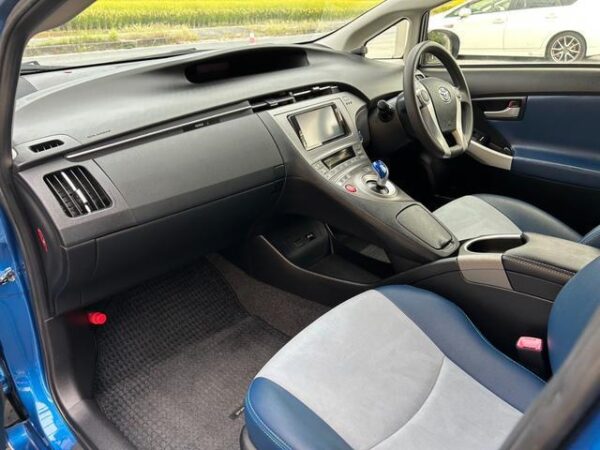 Ref:AUX-19766112 TOYOTA PRIUS 2012 - Image 15