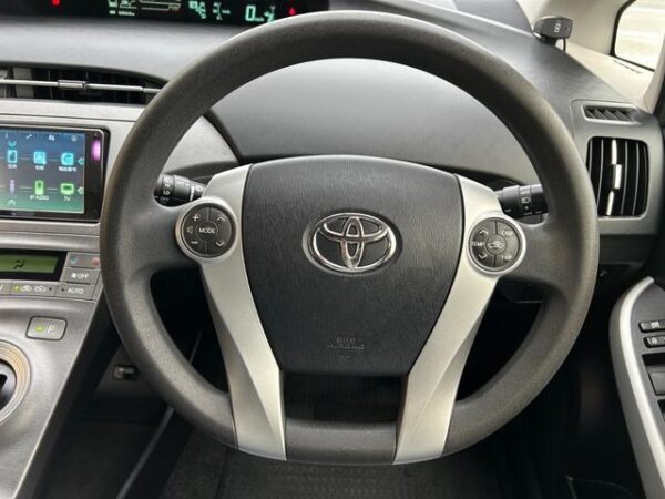Ref:AUX-19766112 TOYOTA PRIUS 2012 - Image 16