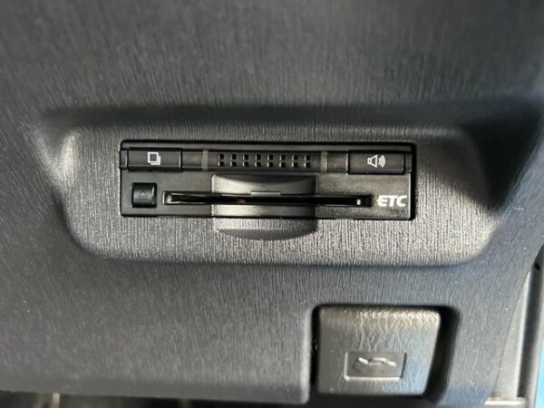 Ref:AUX-19766112 TOYOTA PRIUS 2012 - Image 10