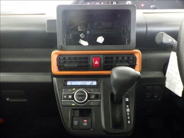 Ref:AUX-19768853 DAIHATSU TANTO 2024 - Image 4