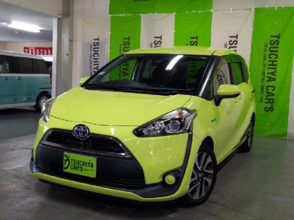 Ref:AUX-19770845 TOYOTA SIENTA 2015