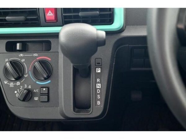 Ref:AUX-19771041 DAIHATSU TANTO 2020 - Image 18
