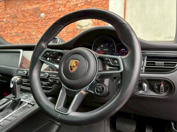 Ref:AUX-19774801 PORSCHE MACAN 2020 - Image 19