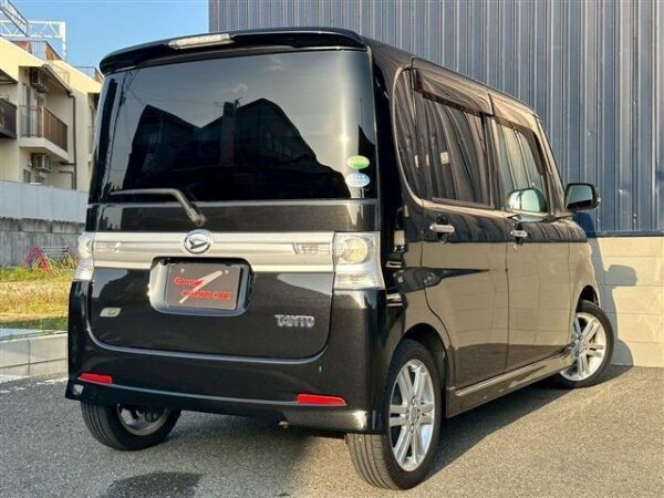 Ref:AUX-19781715 DAIHATSU TANTO 2012 - Image 2