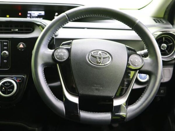Ref:AUX-19781983 TOYOTA AQUA 2017 - Image 8