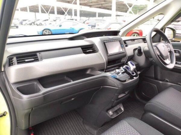 Ref:AUX-19782569 HONDA FREED PLUS HYBRID 2017 - Image 13