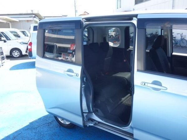 Ref:AUX-19785785 TOYOTA ROOMY 2019 - Image 12