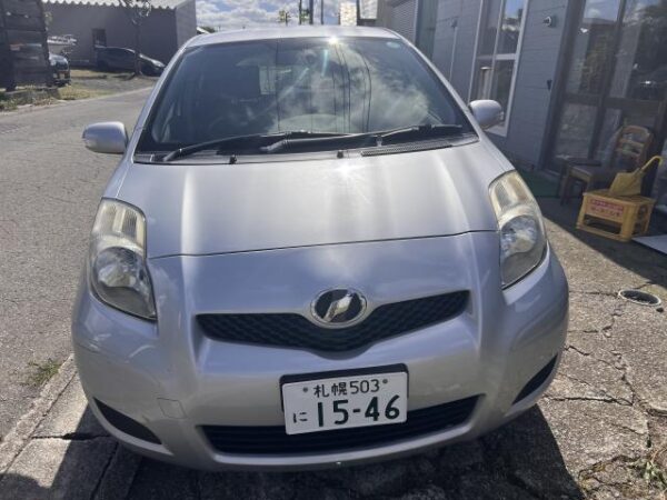 Ref:AUX-19786955 TOYOTA VITZ 2009