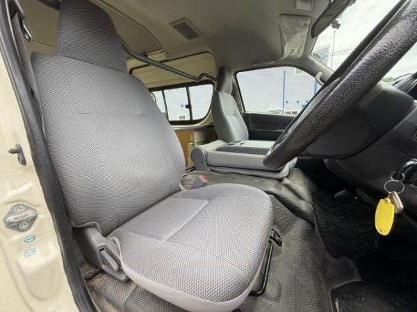 Ref:AUX-19787013 TOYOTA HIACE VAN 2010 - Image 6