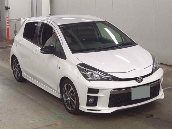 Ref:AUX-19787114 TOYOTA VITZ 2017 - Image 5