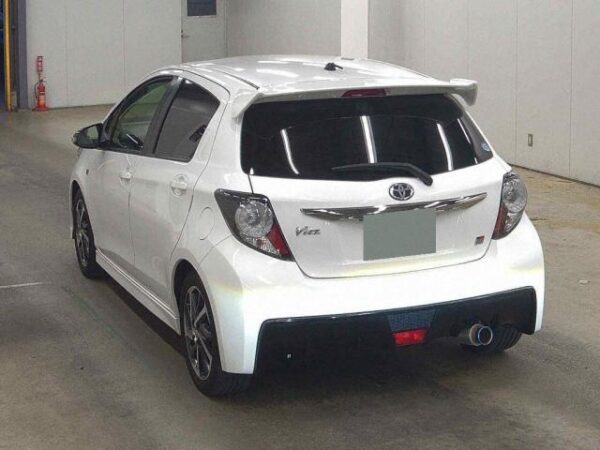 Ref:AUX-19787114 TOYOTA VITZ 2017 - Image 6