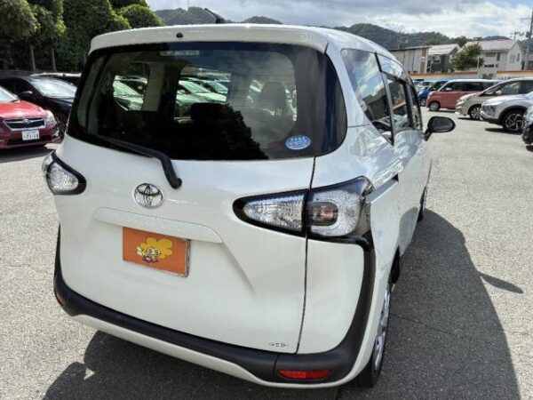 Ref:AUX-19787116 TOYOTA SIENTA 2016 - Image 2