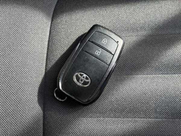 Ref:AUX-19787180 TOYOTA AQUA 2022 - Image 9
