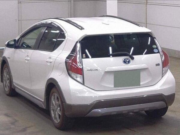 Ref:AUX-19787246 TOYOTA AQUA 2015 - Image 2