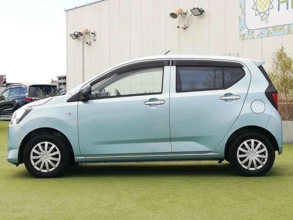 Ref:AUX-19788506 DAIHATSU MIRA E:S 2017 - Image 17