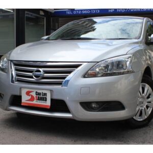 2014 Nissan Sylphy silver gasoline used car Japan export