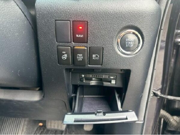 Ref:AUX-19790708 TOYOTA VELLFIRE 2019 - Image 13
