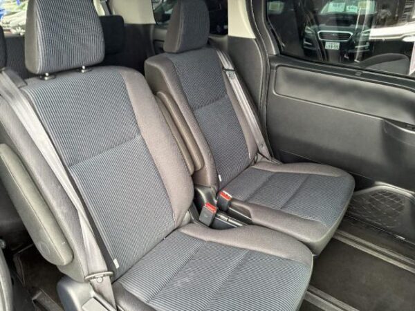 Ref:AUX-19790746 TOYOTA NOAH 2020 - Image 6