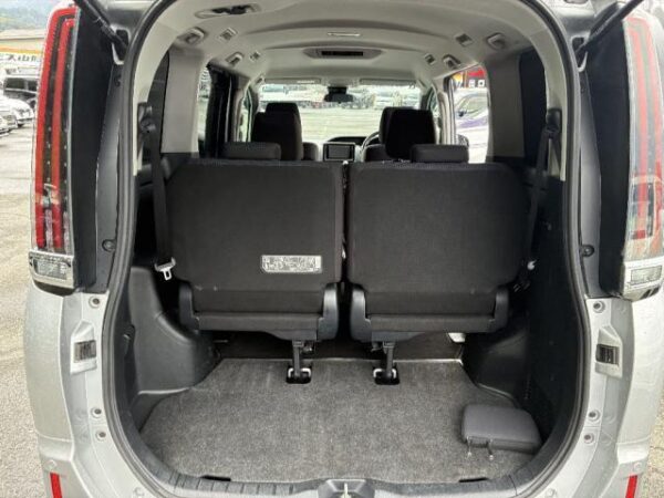 Ref:AUX-19790746 TOYOTA NOAH 2020 - Image 7