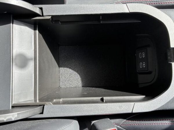 Ref:AUX-19790912 TOYOTA RAV4 2022 - Image 18