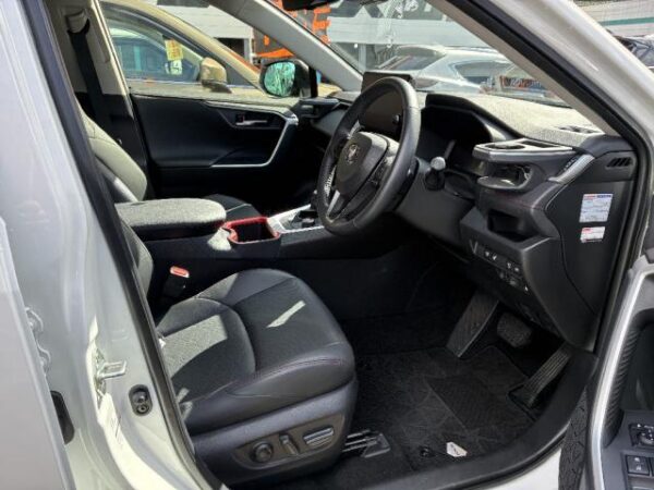 Ref:AUX-19790912 TOYOTA RAV4 2022 - Image 5