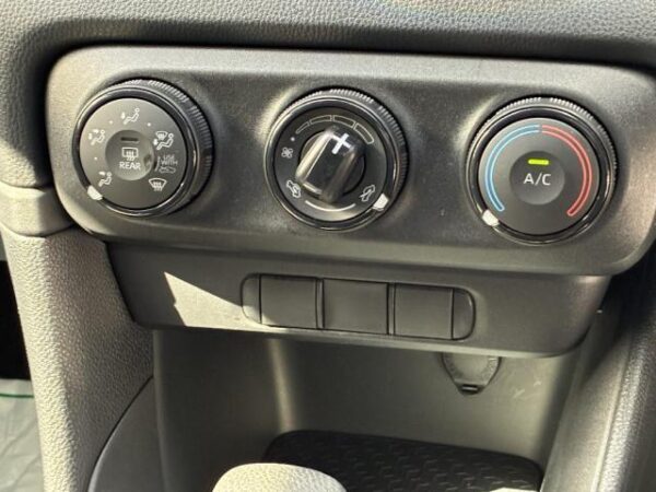 Ref:AUX-19790975 TOYOTA YARIS 2023 - Image 14
