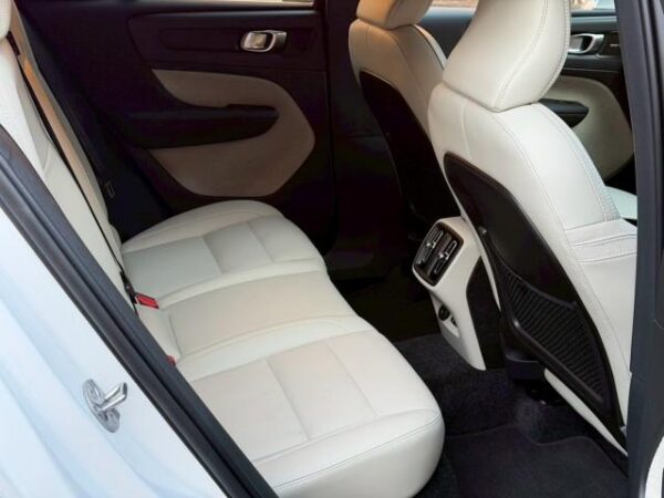 Ref:AUX-19791068 VOLVO XC40 2025 - Image 7