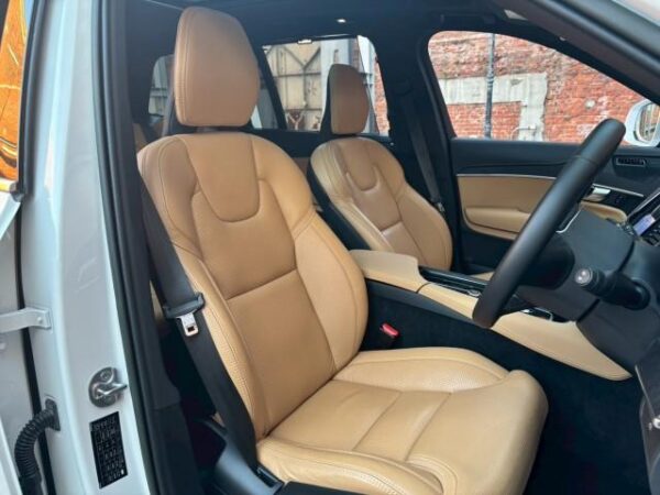 Ref:AUX-19791130 VOLVO XC90 2022 - Image 11