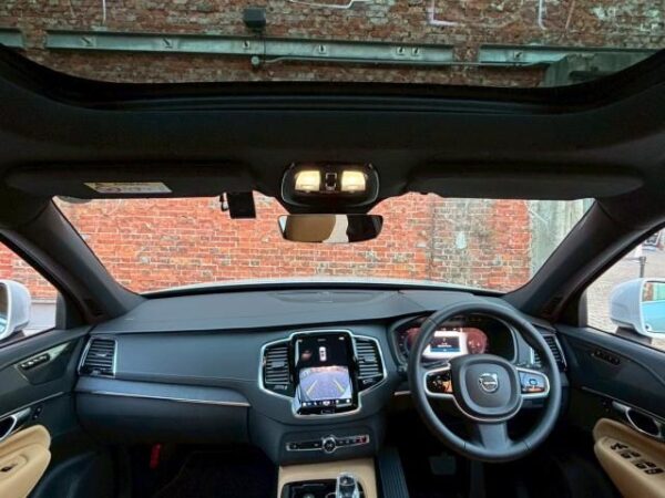 Ref:AUX-19791130 VOLVO XC90 2022 - Image 16