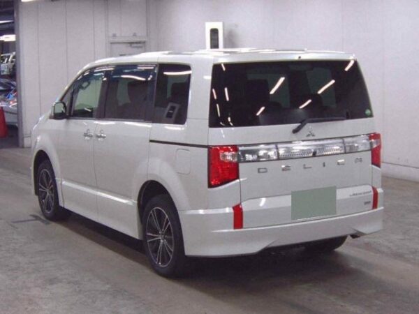 Ref:AUX-19791344 MITSUBISHI DELICA D:5 2019 - Image 2