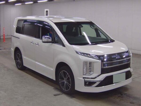 Ref:AUX-19791344 MITSUBISHI DELICA D:5 2019