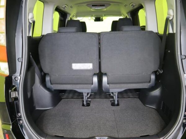 Ref:AUX-19798226 TOYOTA NOAH 2016 - Image 15