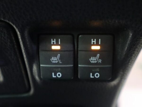 Ref:AUX-19798226 TOYOTA NOAH 2016 - Image 8