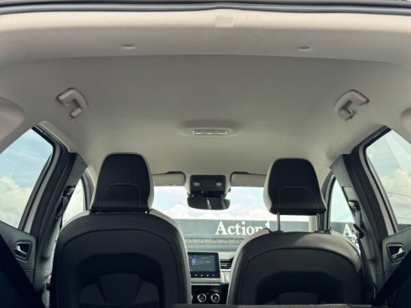 Ref:AUX-19800515 RENAULT CAPTUR 2021 - Image 17