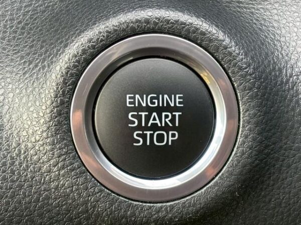 Ref:AUX-19802007 TOYOTA YARIS 2020 - Image 18