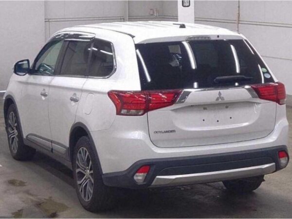 Ref:AUX-19803177 MITSUBISHI OUTLANDER 2015 - Image 2