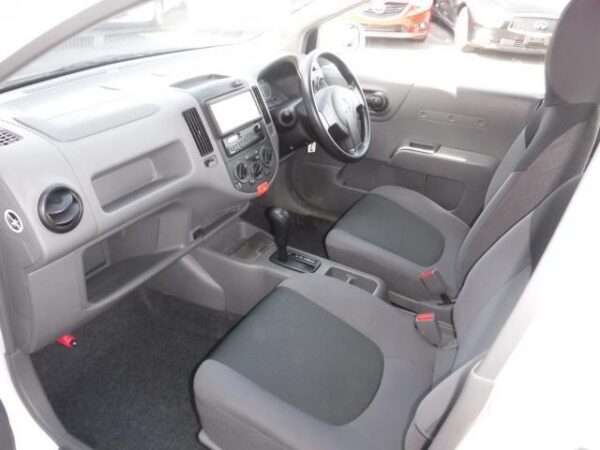 Ref:AUX-19818363 NISSAN AD 2013 - Image 10