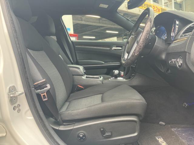 Ref:AUX-19818376 CHRYSLER CHRYSLER 300 2015 - Image 16