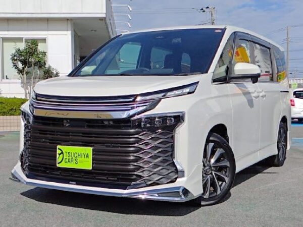 Ref:AUX-19818398 TOYOTA VOXY 2023