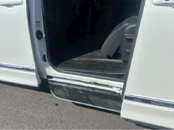 Ref:AUX-19819880 TOYOTA NOAH 2023 - Image 19