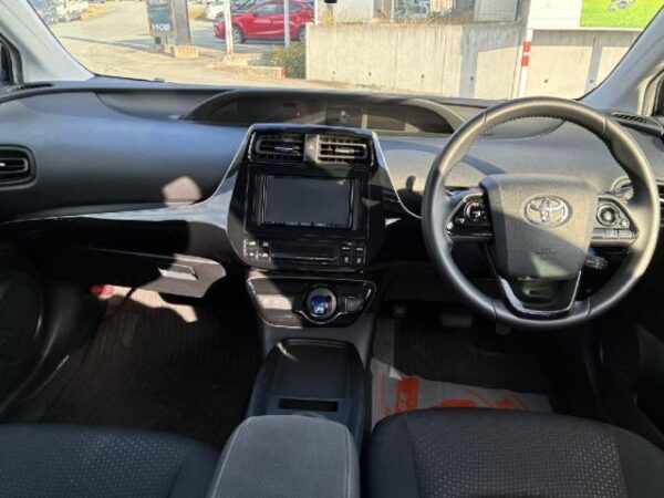 Ref:AUX-19822051 TOYOTA PRIUS 2020 - Image 3