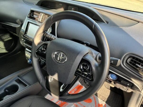 Ref:AUX-19822051 TOYOTA PRIUS 2020 - Image 8