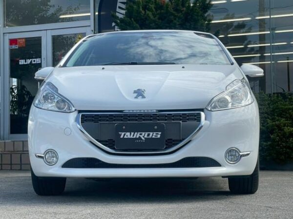 Ref:AUX-19834654 PEUGEOT 208 2013 - Image 2