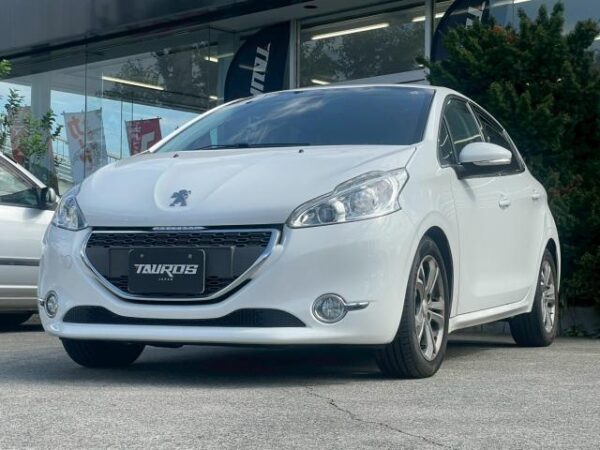 Ref:AUX-19834654 PEUGEOT 208 2013