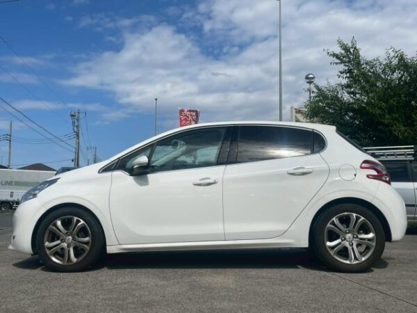 Ref:AUX-19834654 PEUGEOT 208 2013 - Image 8