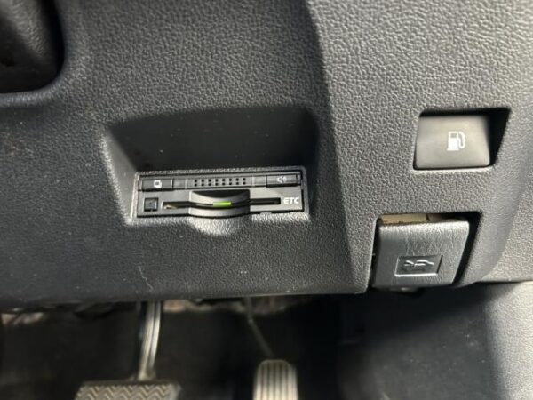 Ref:AUX-19834667 TOYOTA PRIUS 2016 - Image 11