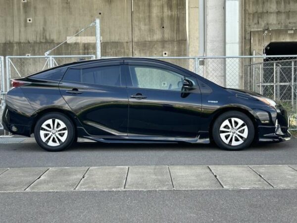 Ref:AUX-19834667 TOYOTA PRIUS 2016 - Image 8