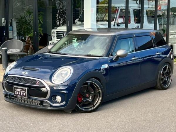 Ref:AUX-19834833 MINI MINI 2017