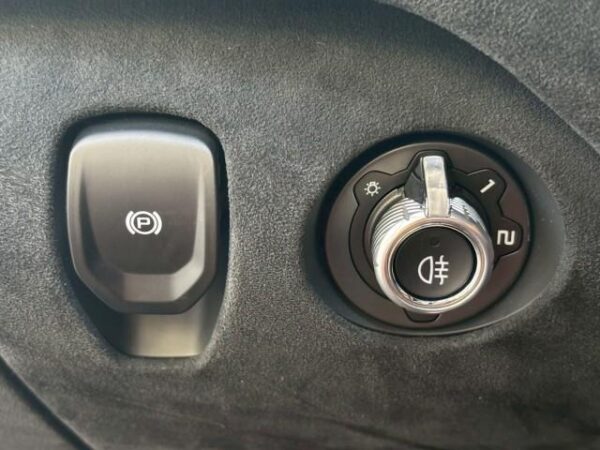 Ref:AUX-19838506 MCLAREN 750S 2024 - Image 15
