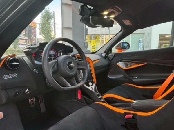 Ref:AUX-19838506 MCLAREN 750S 2024 - Image 3
